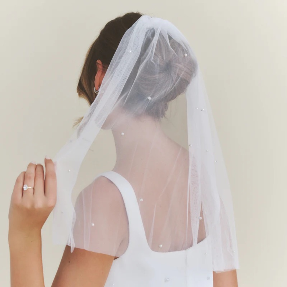 Pearl Tulle Veil